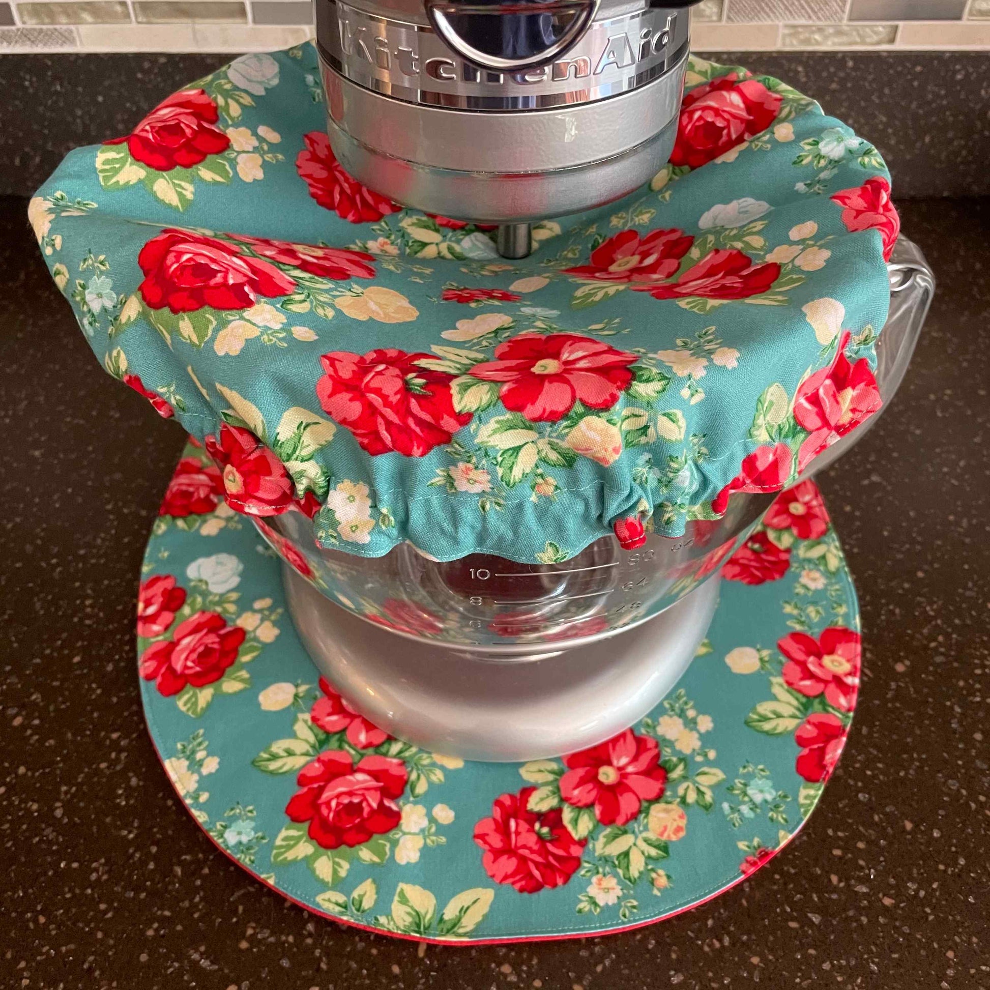 Stand Mixer Bowl Covers - Honeybloom Bees and Flowers Bowl Cover – Dalisay  Design Fabrics