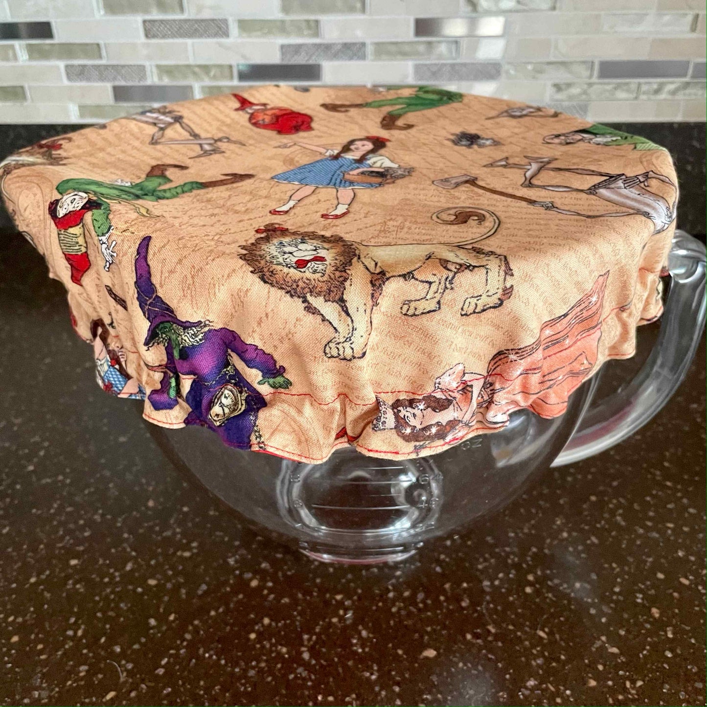 Stand Mixer Bowl Covers - Retro Wizard of Oz