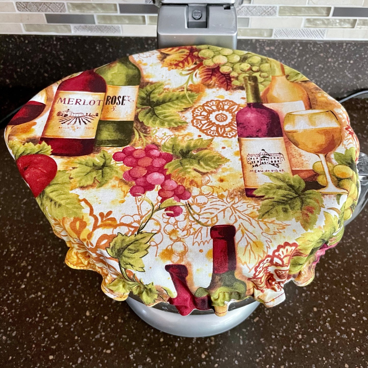 Stand Mixer Bowl Covers - Wine and Grapes